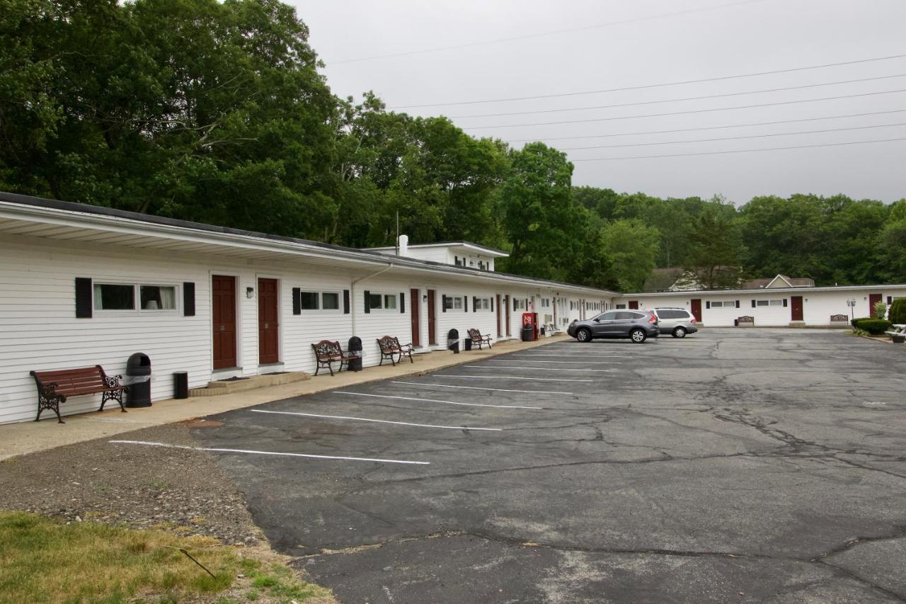 Oakdell Motel Waterford Ct Dış mekan fotoğraf