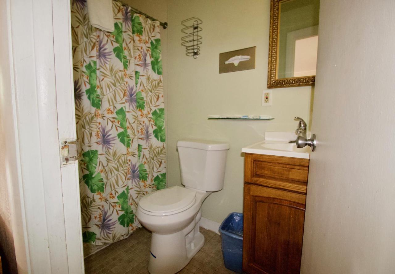 Oakdell Motel Waterford Ct Dış mekan fotoğraf