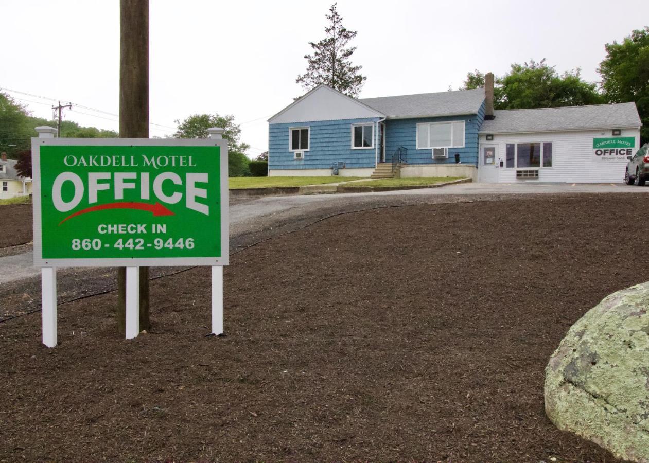 Oakdell Motel Waterford Ct Dış mekan fotoğraf