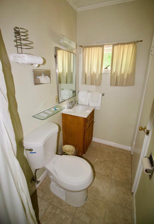 Oakdell Motel Waterford Ct Dış mekan fotoğraf